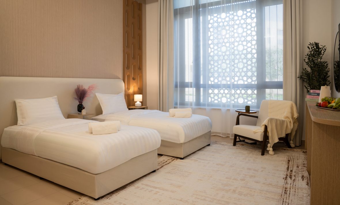 Private Room with Twin Beds